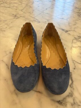 Chloe Lauren Scalloped Edge Women's Suede Ballet Flats - Blue size 35.5 (US 5.5)
